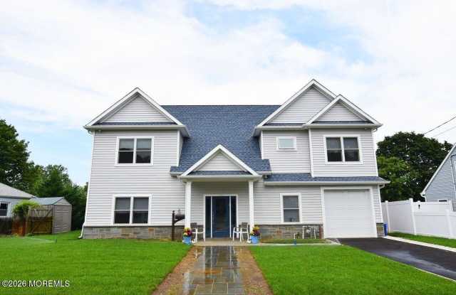 229 Lockwood Avenue unit: Winter photos photos