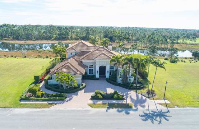 110 SE Rio Casarano photos photos