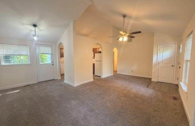 4215 CALVERT Drive Gallery 2