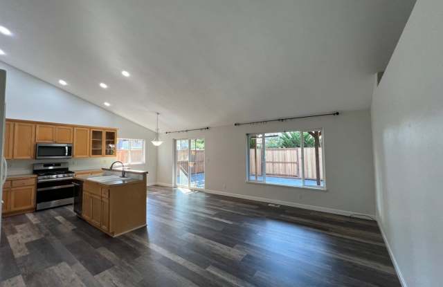 Well Sought After Harvest Ridge Home Gallery 3