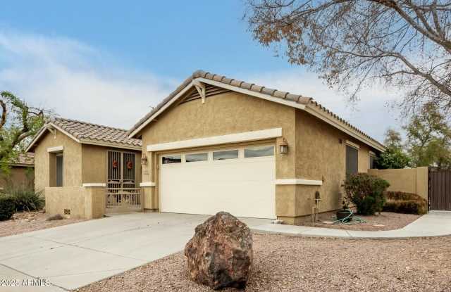 2102 E YELLOWSTONE Place Gallery 2