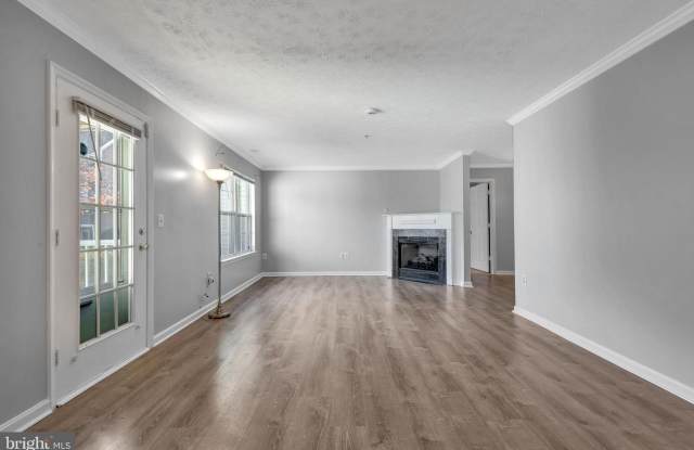 3710 EXCALIBUR Court unit: 103 Gallery 4