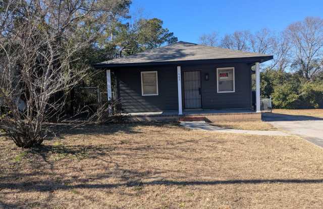 1463 Bankston photos photos
