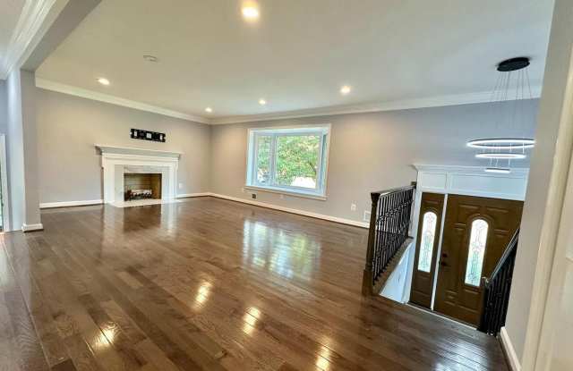 7512 ALLAN Avenue Gallery 4