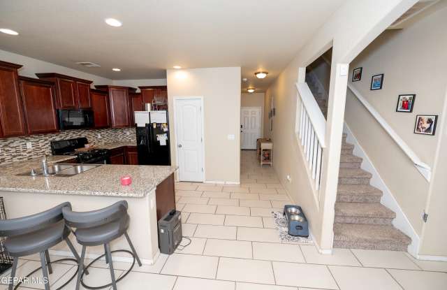 3800 LOMA CALDERA Gallery 4
