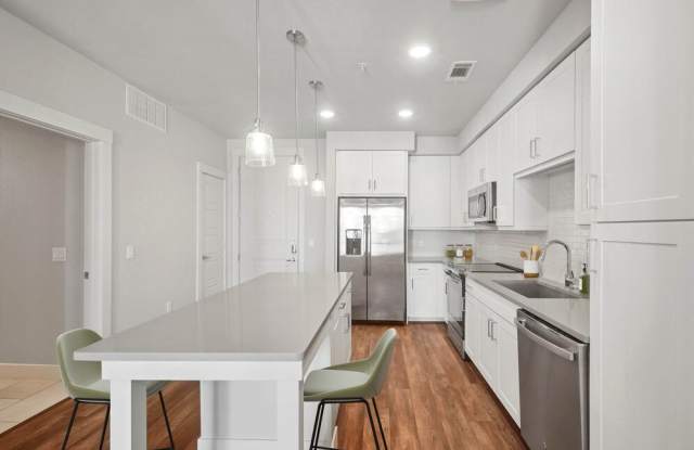 Avalon Lowry photos photos Avalon Lowry photos photos