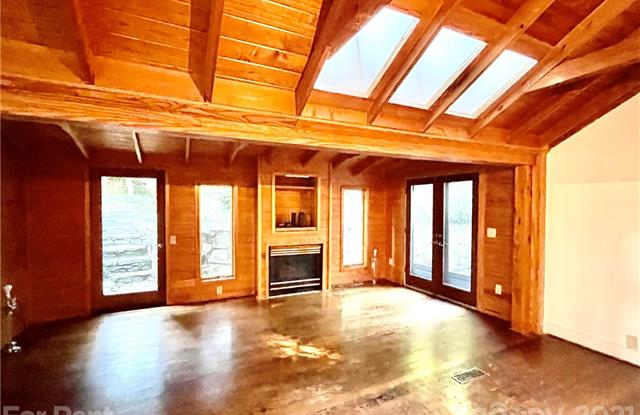 35 Thousand Pines Lane Gallery 4