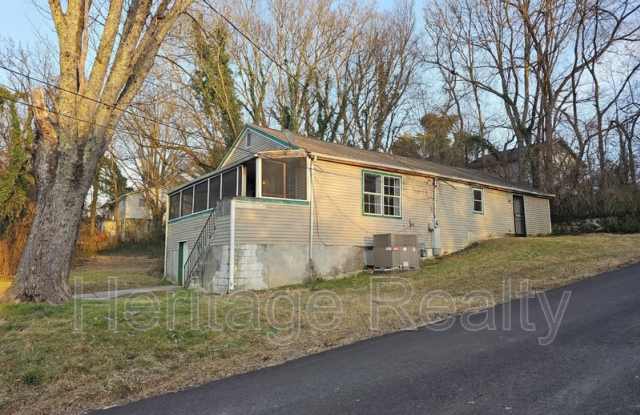 2400 Center Avenue photos photos