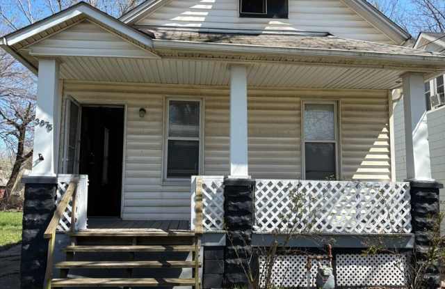 Section 8 Accepted, Charming 2BR 1 BA Home in Cleveland photos photos