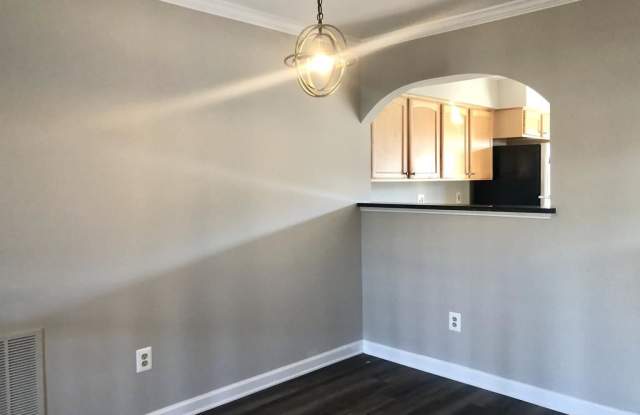 7704 Marshall Heights Ct Gallery 4