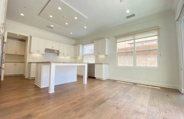 Beautiful Home for lease in Irvine Gallery 4