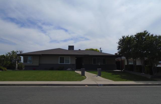 UPGRADES GALORE !!! MOVE-IN SPECIAL $3150.00 MOVES YOU IN!! photos photos