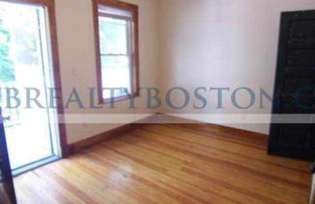 345 Market St. Gallery 2