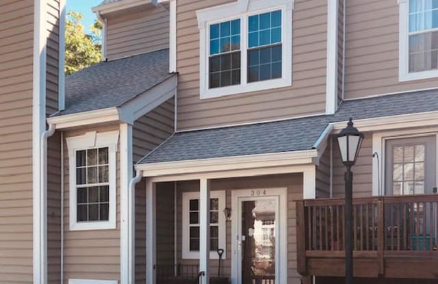 304 OVERLOOK DR #6 - 304 Overlook Dr, Occoquan, VA 22125
