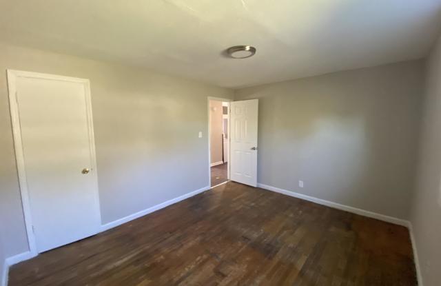 4409 Mikado Avenue Gallery 4