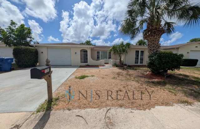 Stunning 3/2/1 1452 Sq. Ft. home with a private POOL!! Large open floorplan, recently updated! A must see!! photos photos