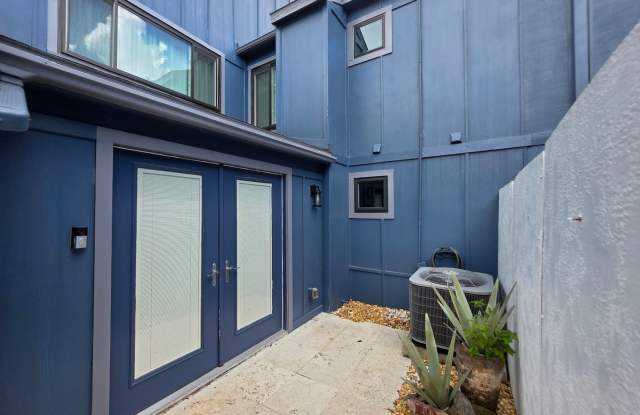 Spacious Townhome in The Trails Gallery 4