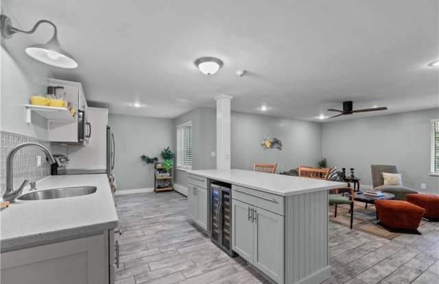 66 Girard Avenue unit: 114 photos photos