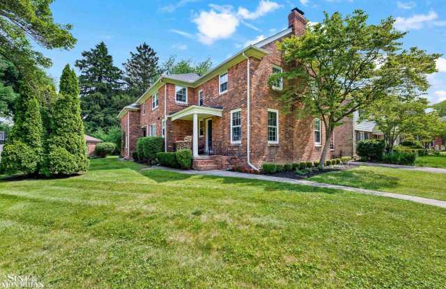 276 Lewiston photos photos