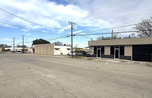 112 W Avenue E Gallery 4