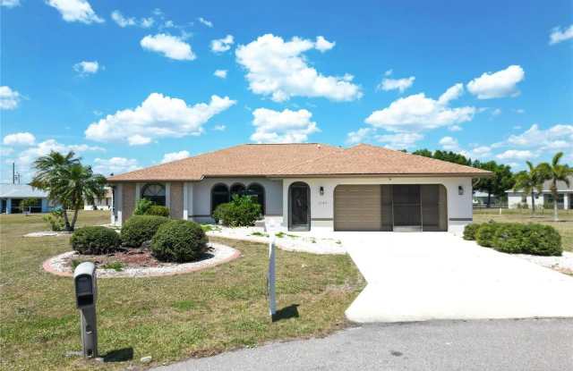 1147 YACHTSMAN LANE photos photos