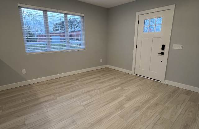 327 North Clarendon Avenue photos photos