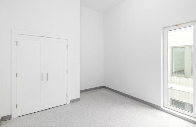 78 Middlesex St Gallery 4