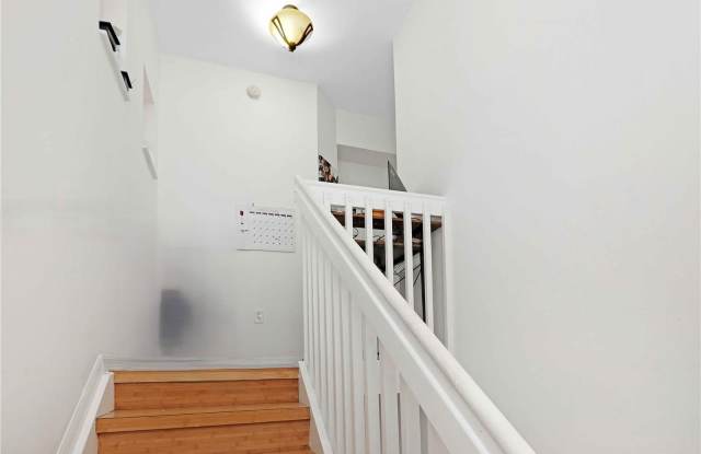 8451 Northwest 138th Street Gallery 4