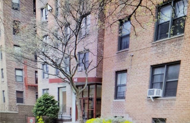 150-40 71 Avenue - 150-40 71st Avenue, Queens, NY 11367