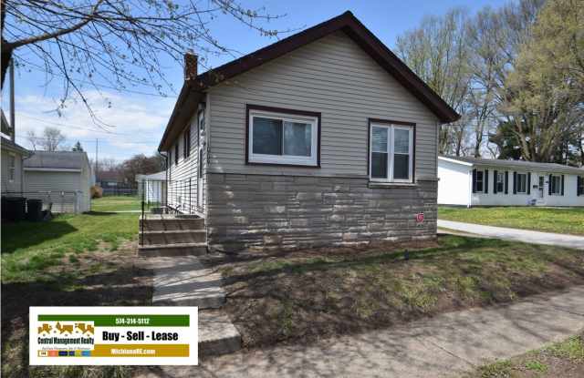 3 bedroom 1 bath Mishawaka IN home for rent - 1009 North Merrifield Avenue, Mishawaka, IN 46545