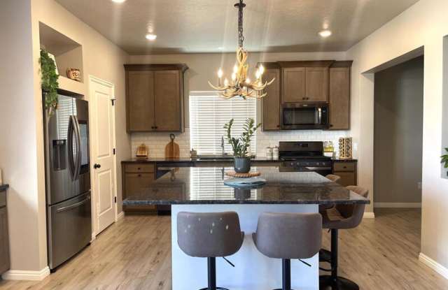 197 E Brushy Canyon St, - 197 East Brushy Canyon Street, Saratoga Springs, UT 84045 197 E Brushy Canyon St, - 197 East Brushy Canyon Street, Saratoga Springs, UT 84045