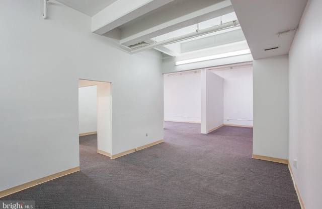 525 S 4TH Street Gallery 2