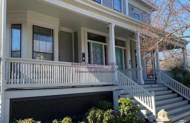 156 Mount Auburn - 156 Mount Auburn Street, Cambridge, MA 02138