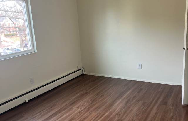 4848 Reading Rd photos photos