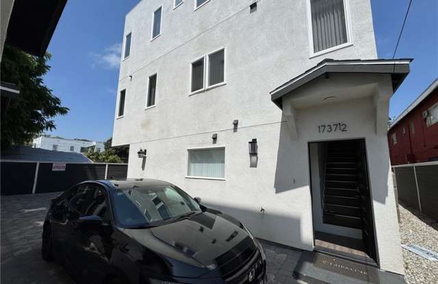 1737 Magnolia Avenue 1/2 photos photos