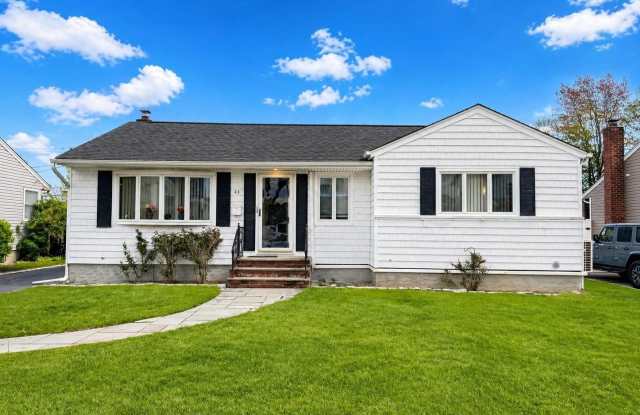 49 Garden Boulevard photos photos