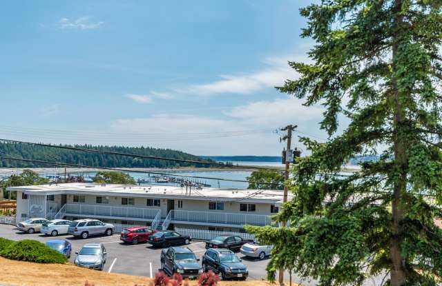 2 Bed 2 Bath Water View Condo - Water/Sewer/Garbage Included photos photos