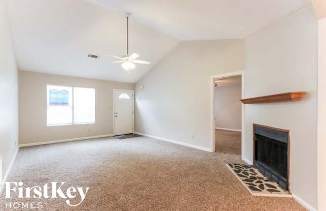 9112 Clubhouse Drive Gallery 3