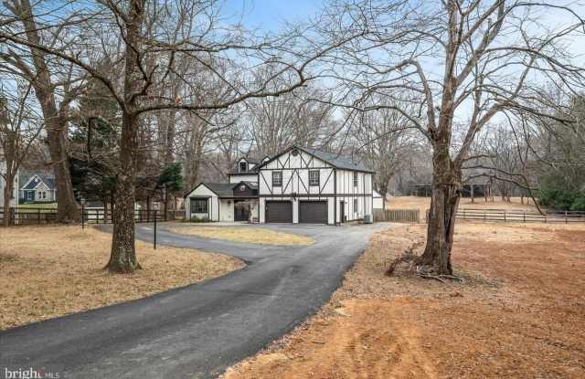 9036 JEFFERY Road Gallery 3