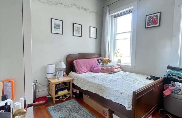 South Boston 4 Bed – 1,100 Sq Ft – 9/1 Move-In - 291 E Street, Boston, MA 02127
