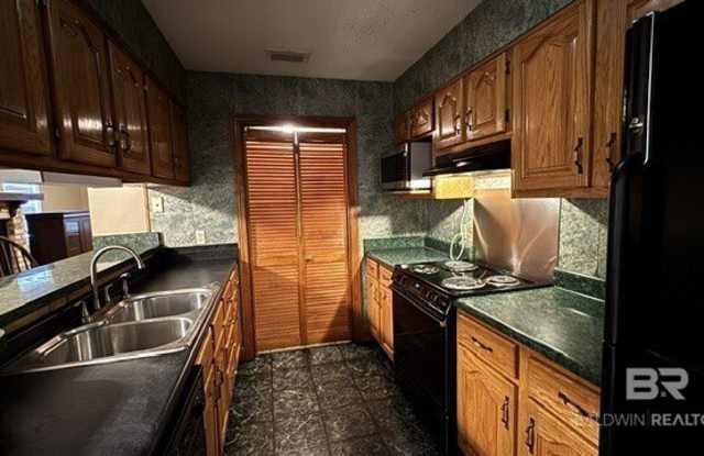 212 Bay View Drive Gallery 2