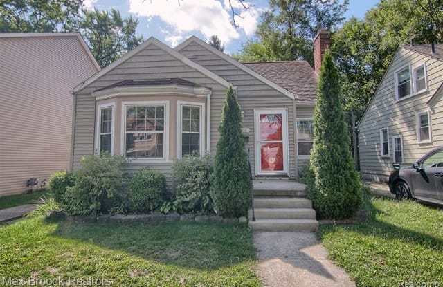 348 E MAPLEHURST Street - 348 E Maplehurst St, Ferndale, MI 48220