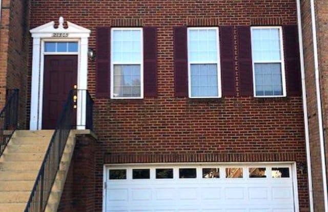 21505 TROWBRIDGE SQ - 21505 Trowbridge Square, Ashburn, VA 20147