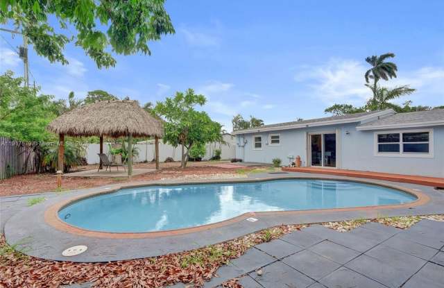 2281 SW 15th St photos photos 2281 SW 15th St photos photos