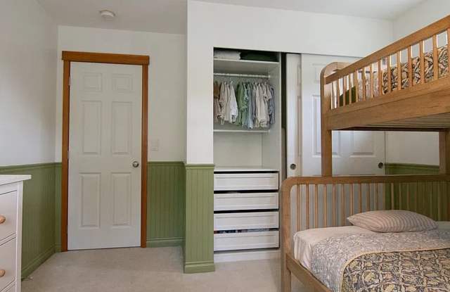 Beautiful Martha lake home available now! Gallery 4