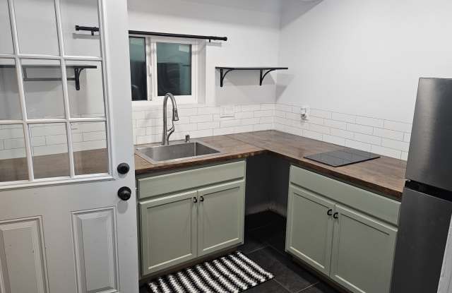 1133 East 28th Street - 1133 East 28th Street, National City, CA 91950