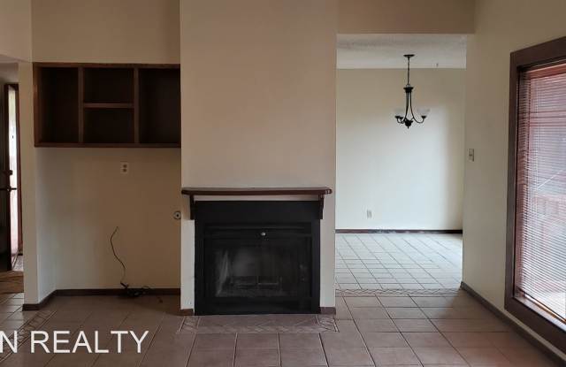 624 Arredondo Dr. Gallery 4