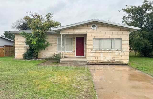 1901 Wilson St - 1901 Wilson Street, San Angelo, TX 76901