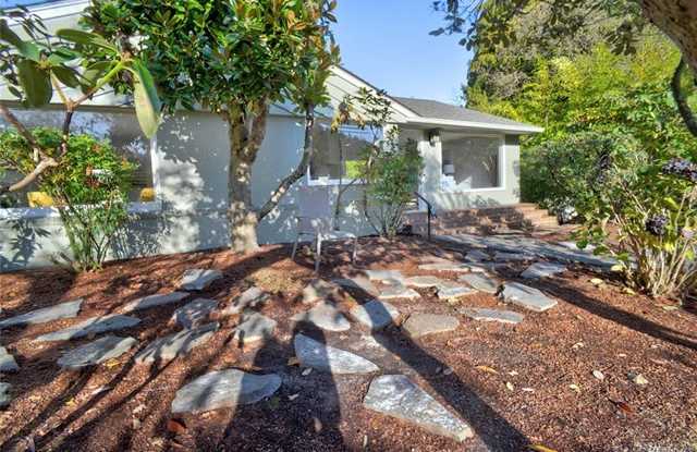8202 South 116th Street - 8202 South 116th Street, Bryn Mawr-Skyway, WA 98178