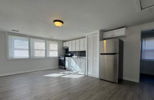 2200 Burwell Ave photos photos